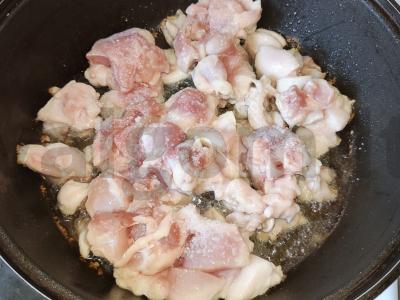 Ryžiai su vištienos filė Žingsnis 1