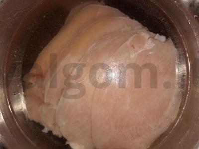 Kalakutų eskalopas su grietinės padažu Žingsnis 1