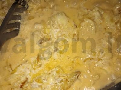 Kalakutų eskalopas su grietinės padažu pagrindine nuotrauka