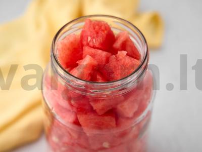 Marinuoti arbūzai žiemai Žingsnis 2