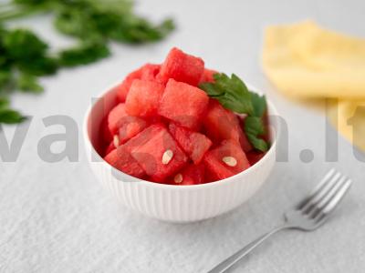 Marinuoti arbūzai žiemai pagrindine nuotrauka