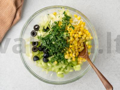 Salotos su salierais ir kukurūzais Žingsnis 2