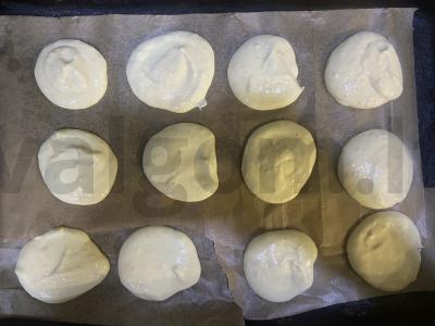 Kefyro blynai iš dviejų rūšių varškės orkaitėje Žingsnis 5