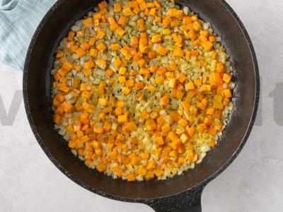 Vištienos šlaunelė su prieskonių mišiniu Žingsnis 2