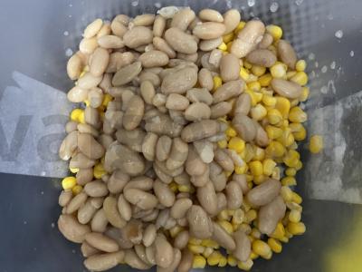 Salotos su graikiniais riešutais ir vištiena Žingsnis 2