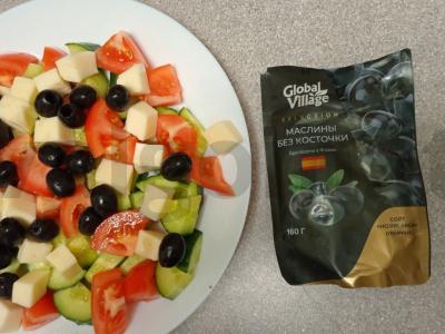 Daržovių salotas su šonine, sūriu, alyvuogėmis ir barbaru Žingsnis 4