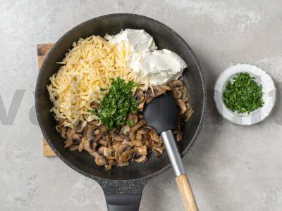 Atviras pyragas su grietinėle ir grybais Žingsnis 5