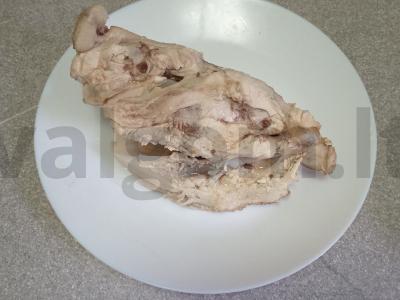 Sriuba su šaldytais daržovėmis, vermišeliais ir kiaušiniu vištienos sultinyje Žingsnis 1