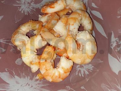 Virti karališki krevetės pagrindine nuotrauka