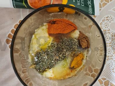 Aromatinga kalakutienos blauzda ant bulvių pagalvėlės Žingsnis 2