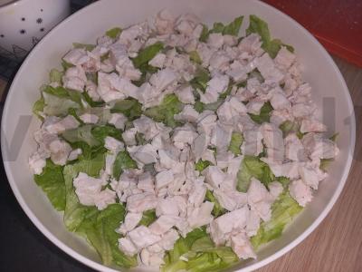 Sluoksniuotas salotas „Cezaris“ su vištienos krūtinėle Žingsnis 1