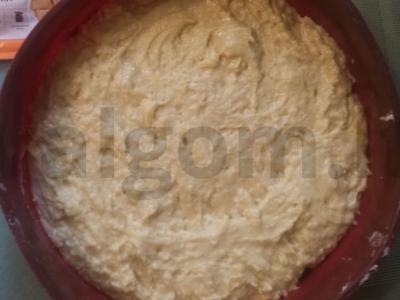 Pyragas su migdolų žiedlapiais Žingsnis 3