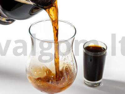 Kokteilis Jagermeister Deer&Beer Žingsnis 1