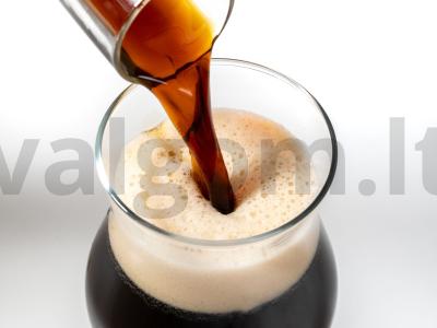 Kokteilis Jagermeister Deer&Beer Žingsnis 2