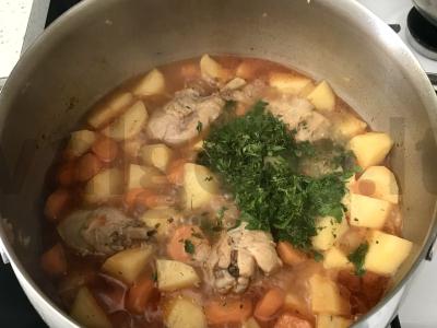 Vištienos ir daržovių sriuba-sos Žingsnis 7