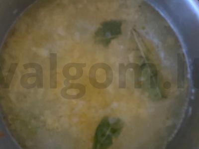 Sriuba su raudoną žuvimi, daržovėmis ir prieskoniais Žingsnis 6