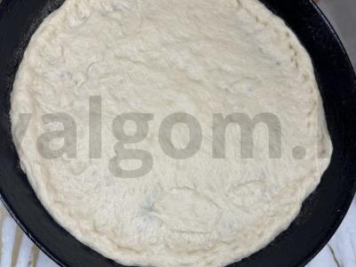 Pica su grybais, vištiena ir daržovėmis Žingsnis 6