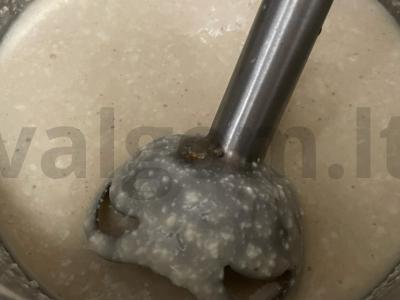 Varškės pyragas su trupiniais ir obuoliais Žingsnis 3