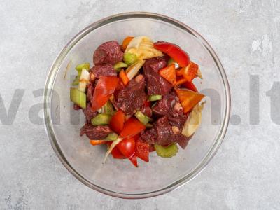 Mėsa su daržovėmis maišelyje Žingsnis 3