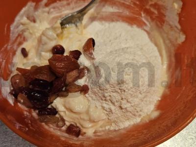 Sūrio blynai su cukatais Žingsnis 2