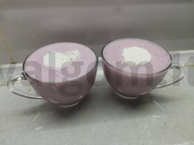 Vyšnių pieno kokteilis Žingsnis 4