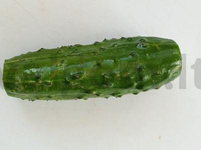 Sukrėsti agurkai sojų padaže Žingsnis 1