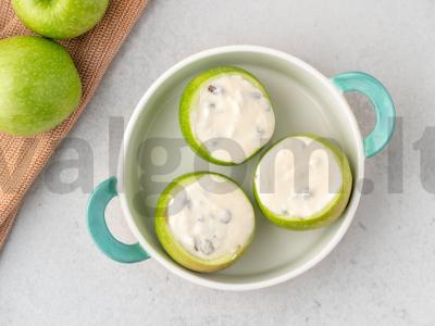 Kepti obuoliai su varške ir medumi Žingsnis 4