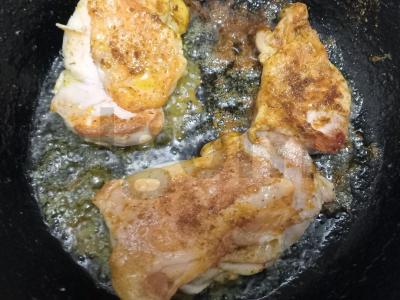 Šašlykas su vištiena, daržovėmis ir grietinės padažu Žingsnis 1