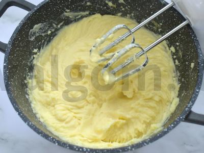 Bulvių košė su kiaušiniu ir pienu Žingsnis 5