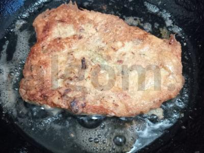 Vištienos kotletai su džiovintomis žolelėmis Žingsnis 8