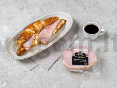 Kruasanai su bekonu ir skrambliu pagrindine nuotrauka