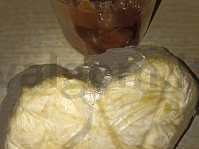 Sausainiai su uogiene ir medumi Žingsnis 1