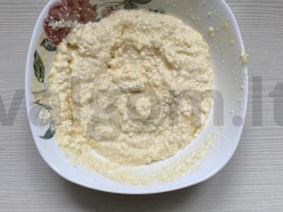 Varškės blyneliai su kriaušėmis Žingsnis 6