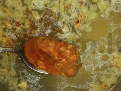 Ryžių sriuba su pomidorų ančiuviais Žingsnis 5