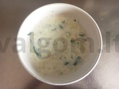 Greita okroška pietums pagrindine nuotrauka