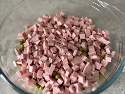 Salotas „Olivje“ su morkomis ir krapais Žingsnis 2