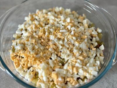 Salotas „Olivje“ su morkomis ir krapais Žingsnis 4