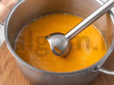 Abrikosų uogienė Žingsnis 5