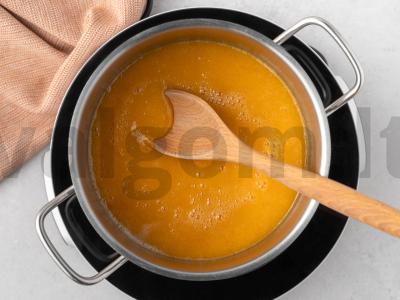 Abrikosų uogienė Žingsnis 6