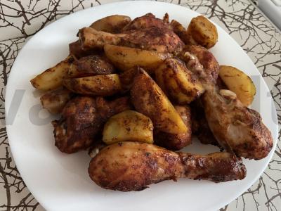 Kvapni vištiena su bulvėmis prieskoniuose Žingsnis 5