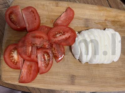 Salotas „Caprese su rukola“ Žingsnis 2