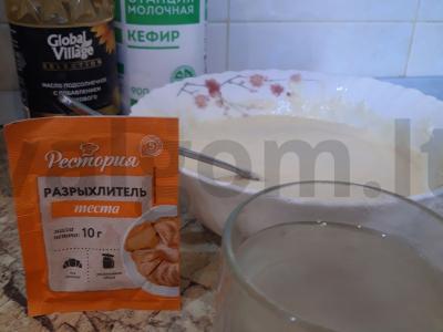 Kepiniai blynai, įdaryti kiaušiniu su žaliu svogūnu Žingsnis 3