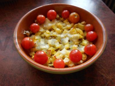 Keptas bulvės su sūriu pagrindine nuotrauka