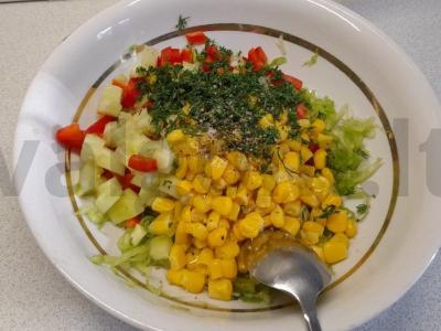 Krisčiai salotas su saldžiuoju pipiru Žingsnis 4