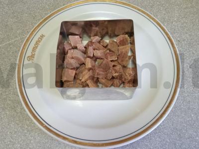 Salotas su virta jautienos liežuviu, bulvėmis ir kukurūzais Žingsnis 1