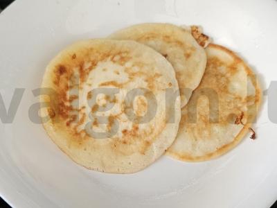 Blynai su silpna sūdyta lašiša ir grietine Žingsnis 2