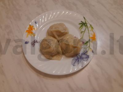 Mantai su faršu ir bulvėmis pagrindine nuotrauka