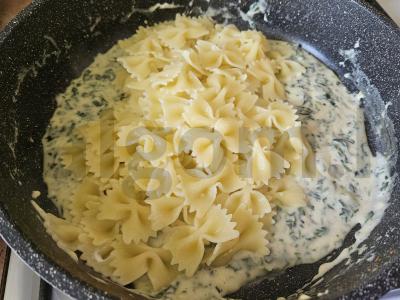 Makaronai su rikota ir špinatais Žingsnis 5