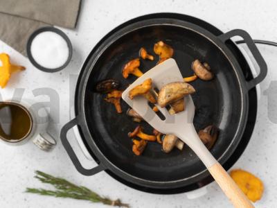 Kiaulės su grybų padažu Žingsnis 3