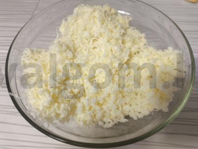 Šampinjonai, įdaryti šonine ir suluguni sūriu Žingsnis 1